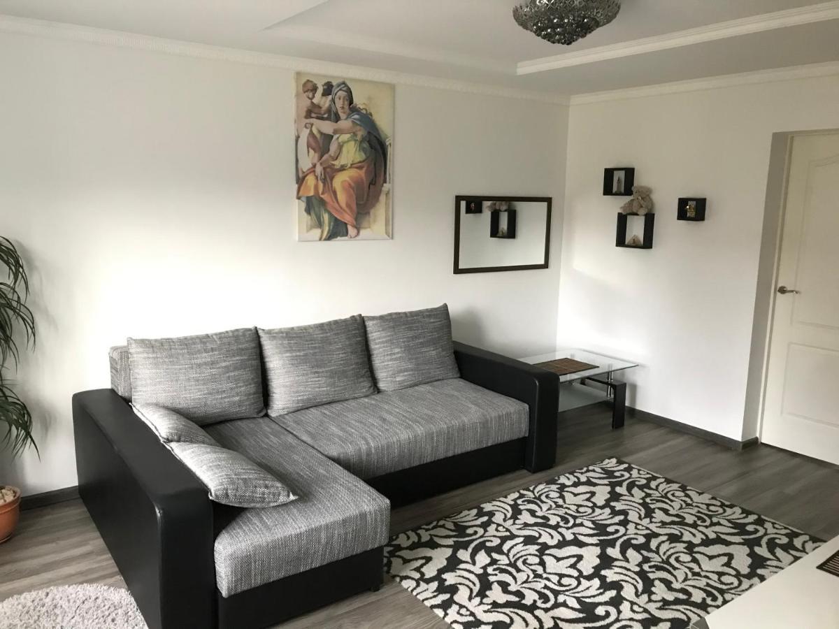 Fine Apartment Jelgava Buitenkant foto