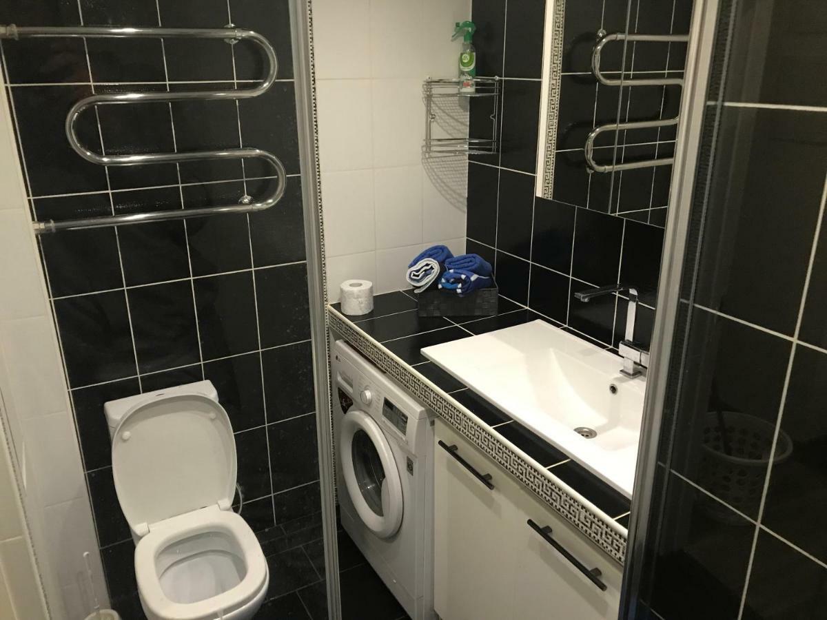 Fine Apartment Jelgava Buitenkant foto